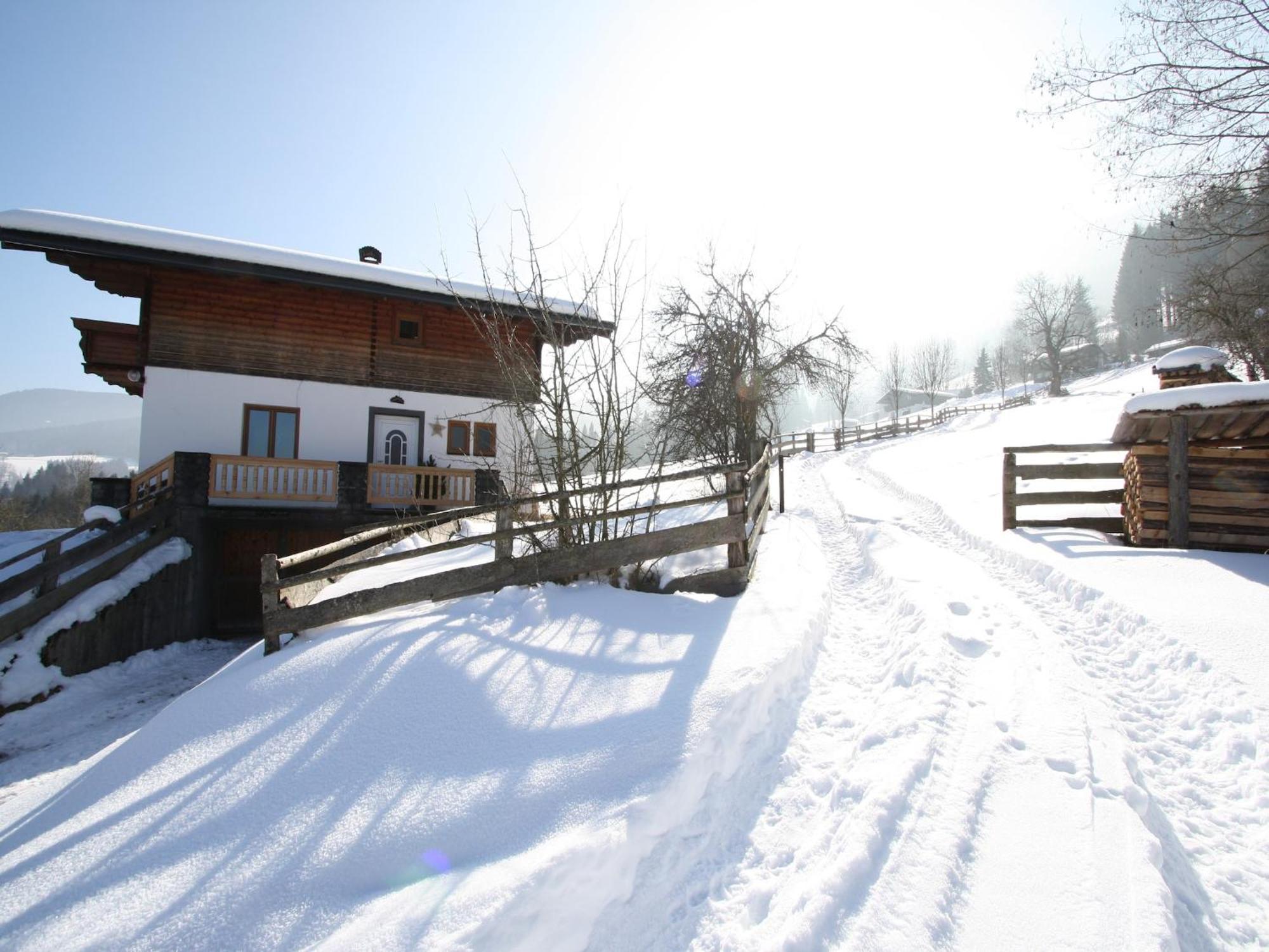 Charming Holiday Home In H Ttau With Barbecue Hüttau Extérieur photo